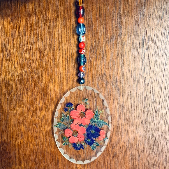 Poppies Blue Flowers Glass Vtg Sun Catcher & Beaded Strand Hanging Window Decor - Picture 1 of 10